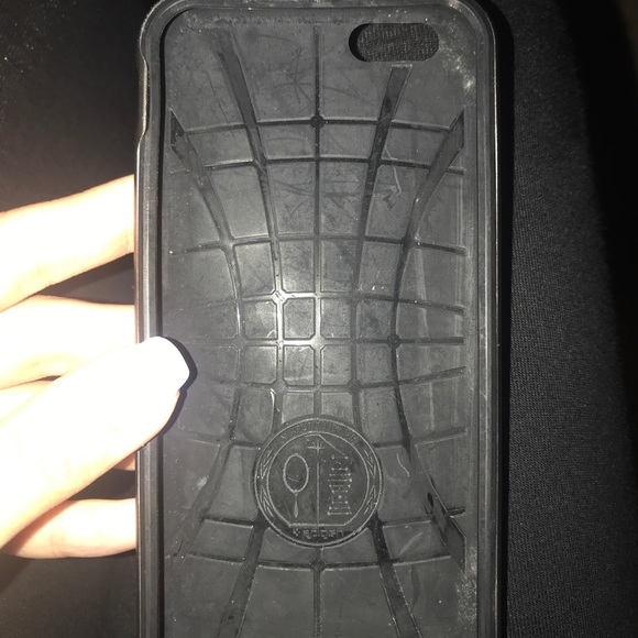 iPhone 6/6s Black Spigen Case - Picture 1 of 2